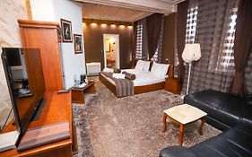 Стара Къща Главатарски Хан